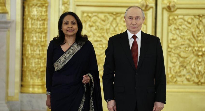 Sri Lanka’s New Envoy To Russia Meets Putin